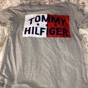 From:(Tommy Hilfiger)